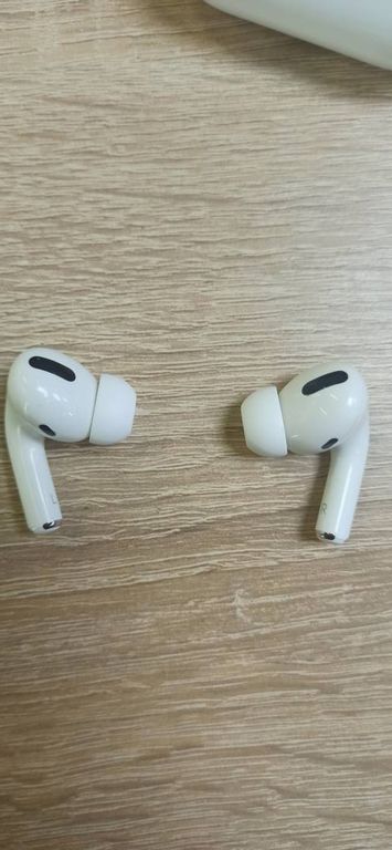 Б/У Навушники Apple airpods pro a2190,a2084+a2083 2019г, купити за